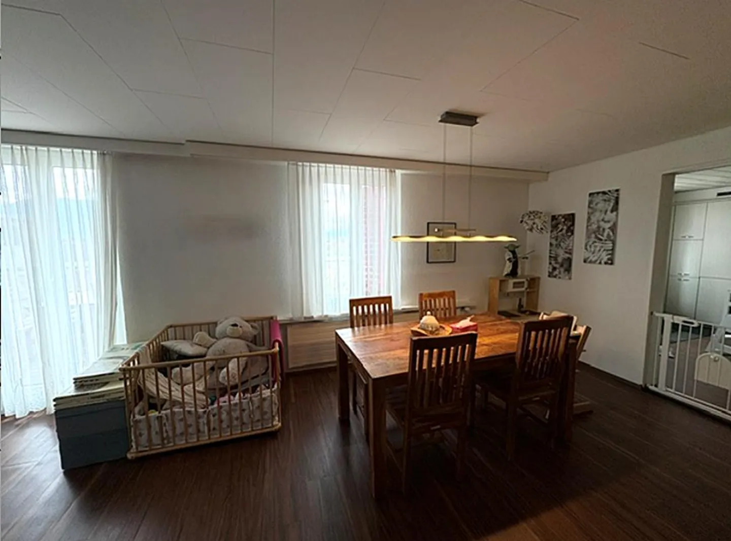 generous 3.5 room apartment - Photo 4 of 10