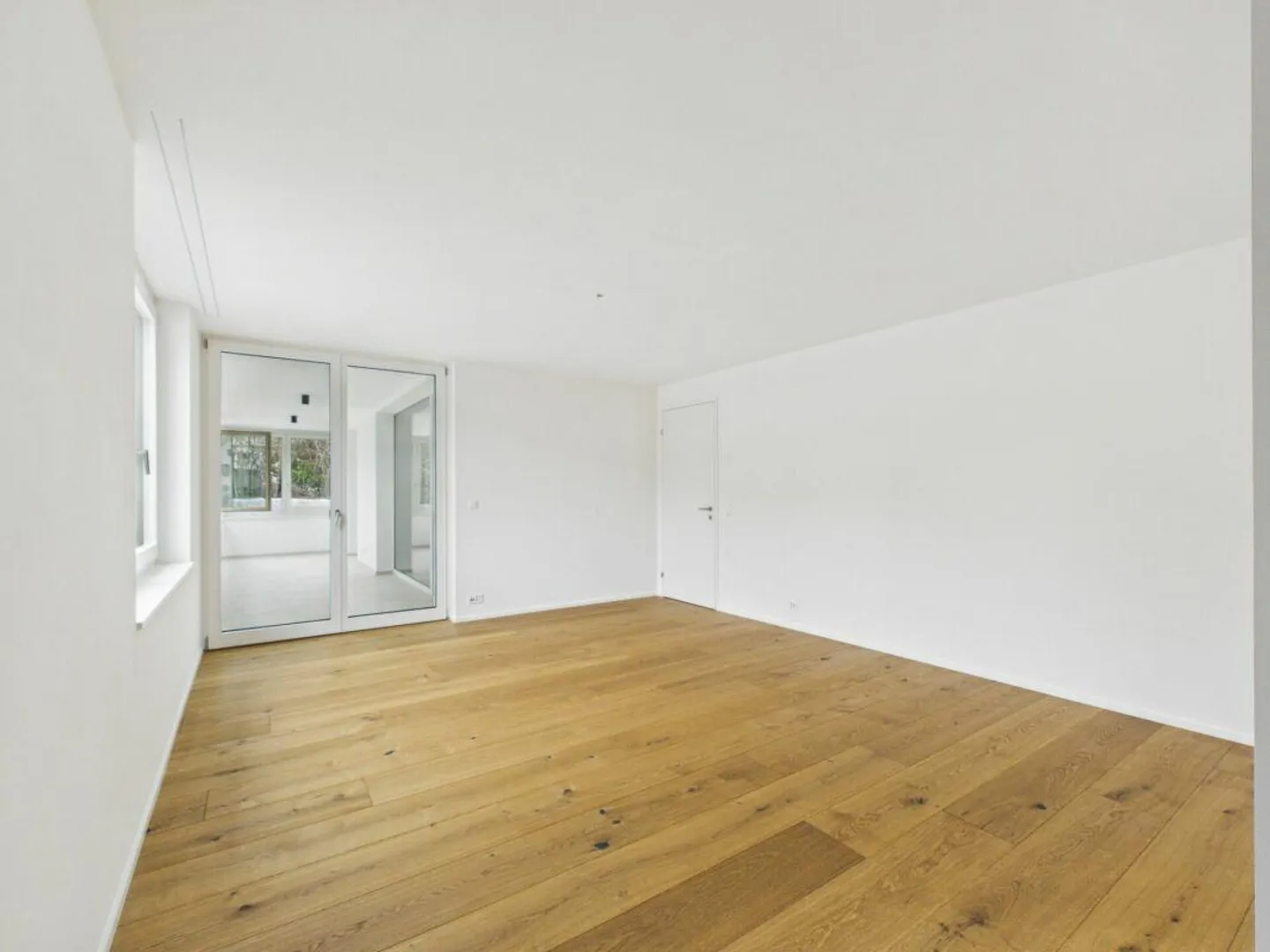 Stilvolle Neubauwohnung mit Garten - Foto 8 von 10