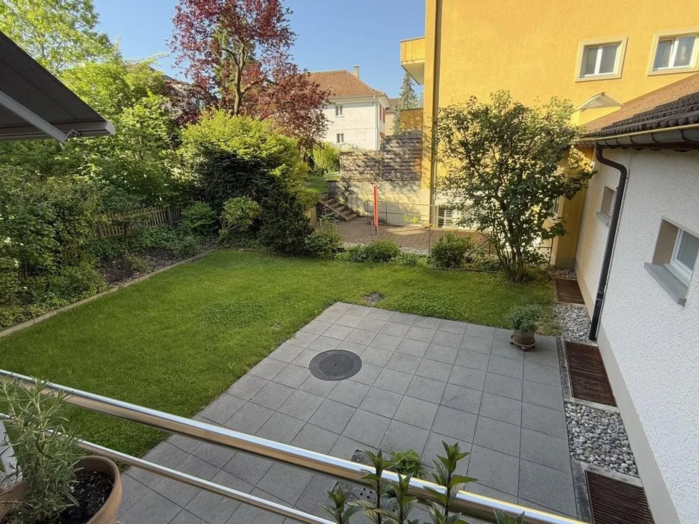 Modern Living in Liebefeld - Photo 8 of 10