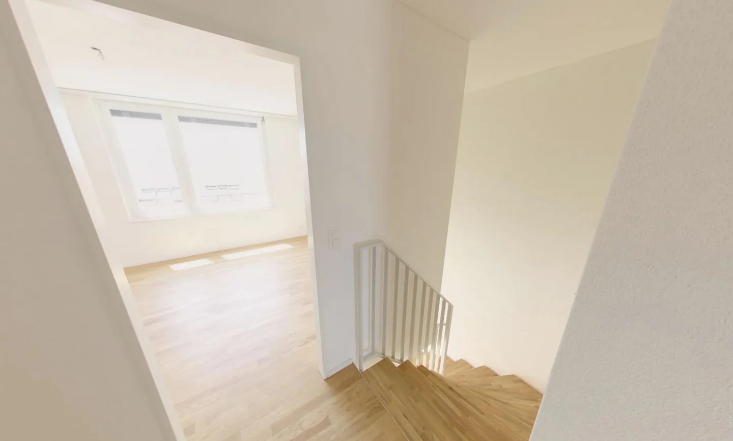 Vivre avec style et confort - Appartement de 3,5 pièces près de la gare - Photo 5 sur 6