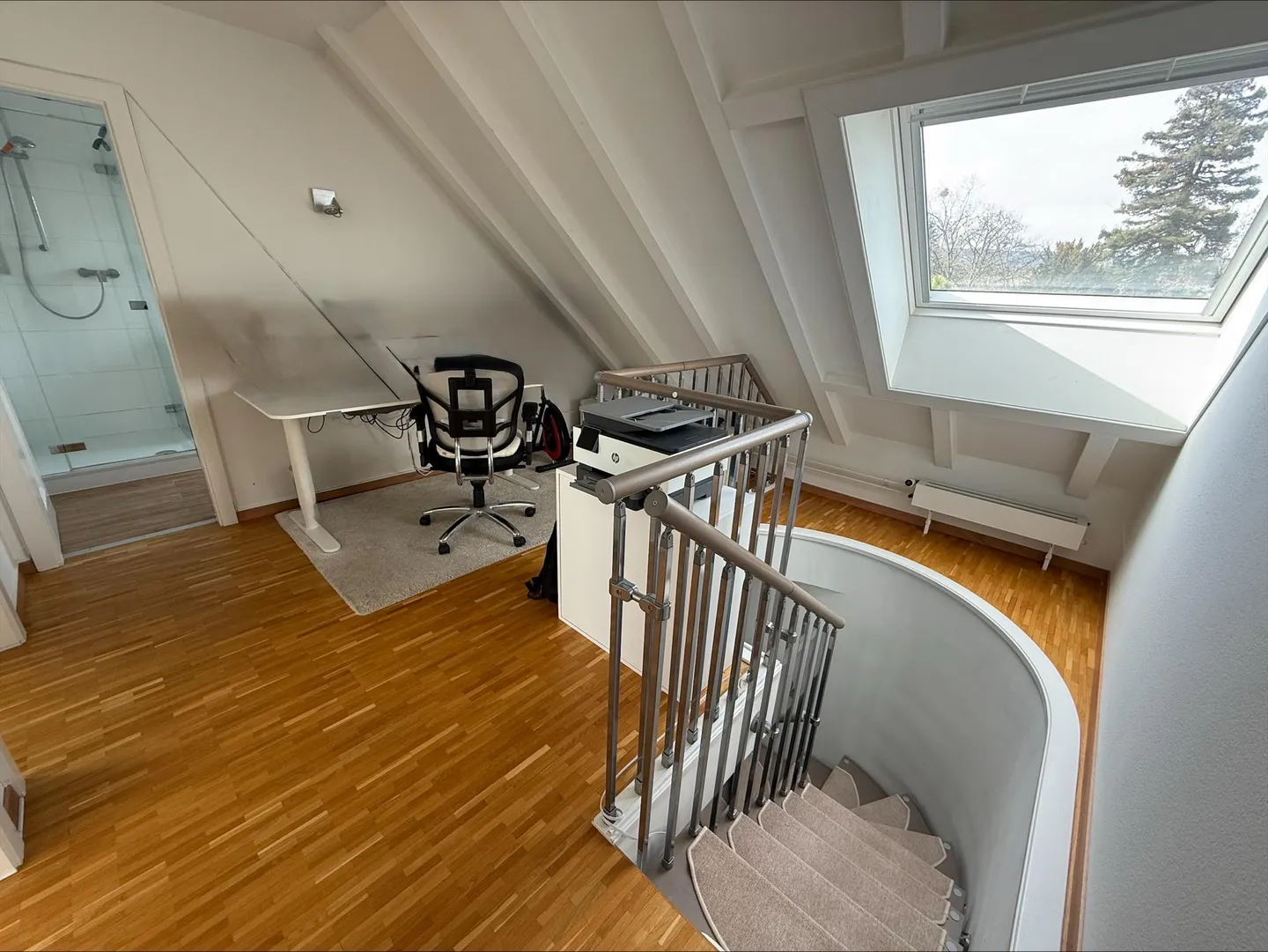Penthouse for rent - Photo 7 of 11