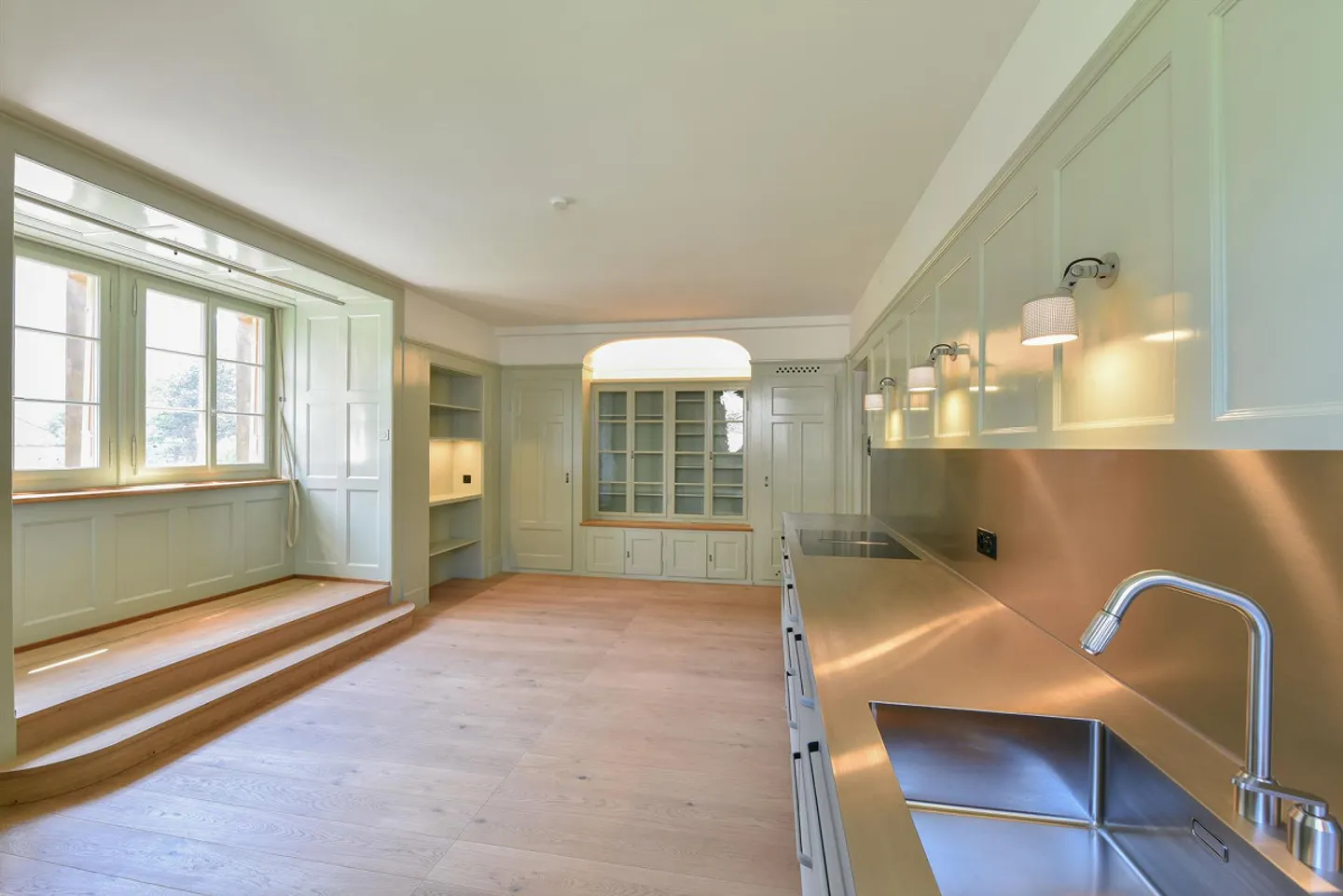 Attic in the Heart of the City with Exclusive Flair - Photo 3 of 6