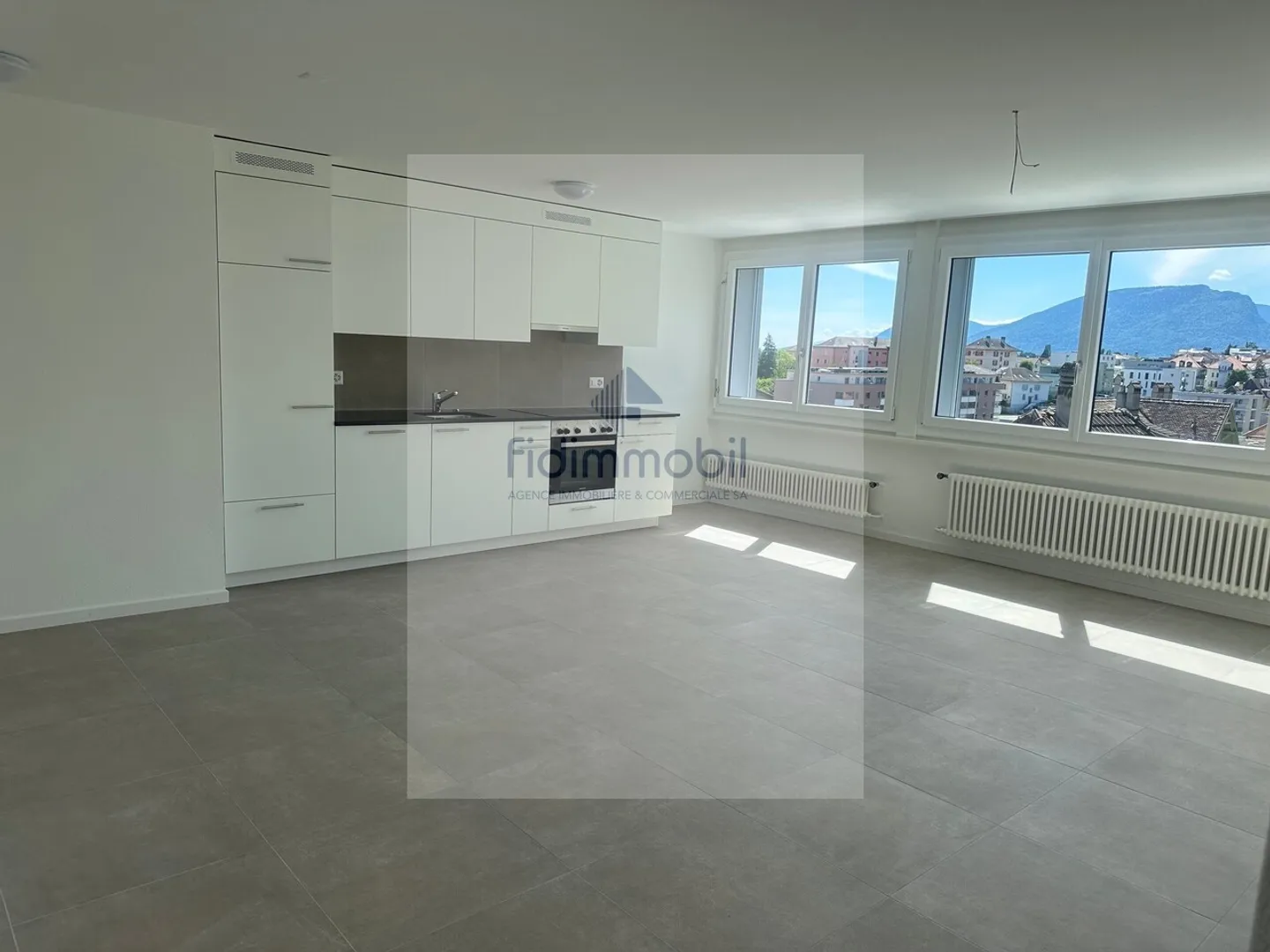 3.5 Room Apartment - Photo 1 of 6