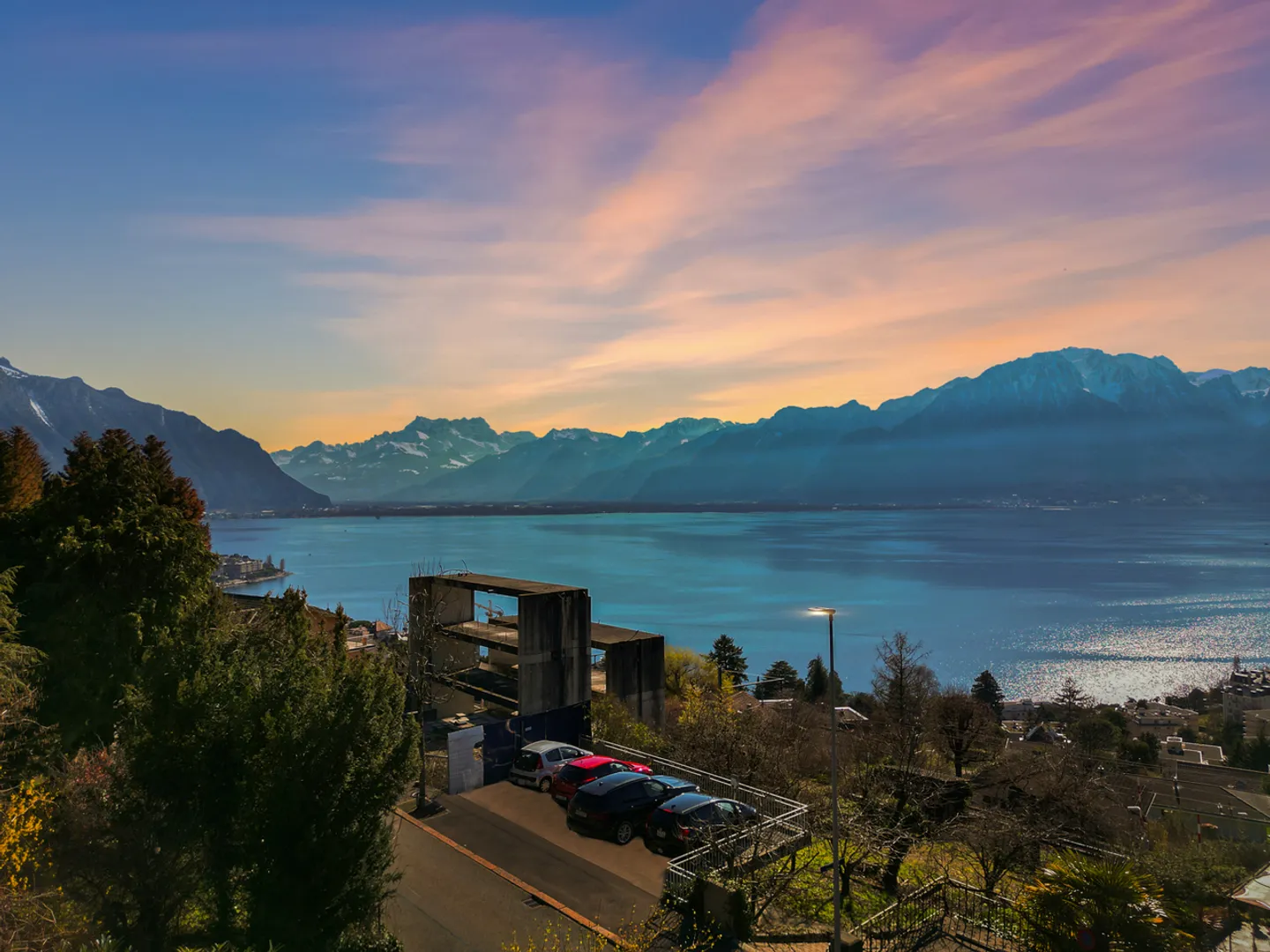 MONTREUX - VILLA WITH 2 APARTMENTS, BEAUTIFUL LAKE VIEW - Photo 8 of 13