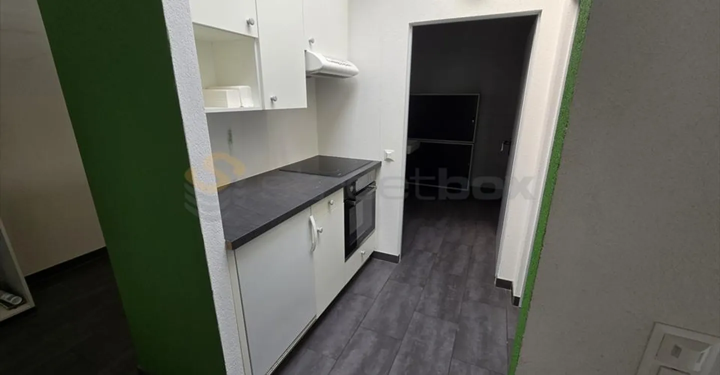 Gewerbefläche zu Vermieten - Foto 3 von 10