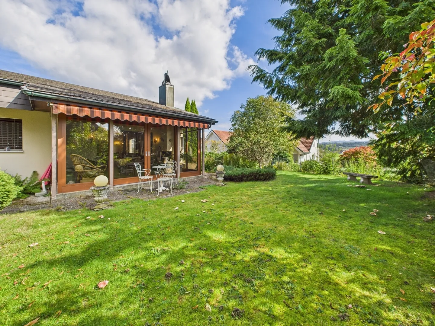 Reserviert! Einfamilienhaus mit grossem Potenzial in Aeschi - Foto 2 von 13