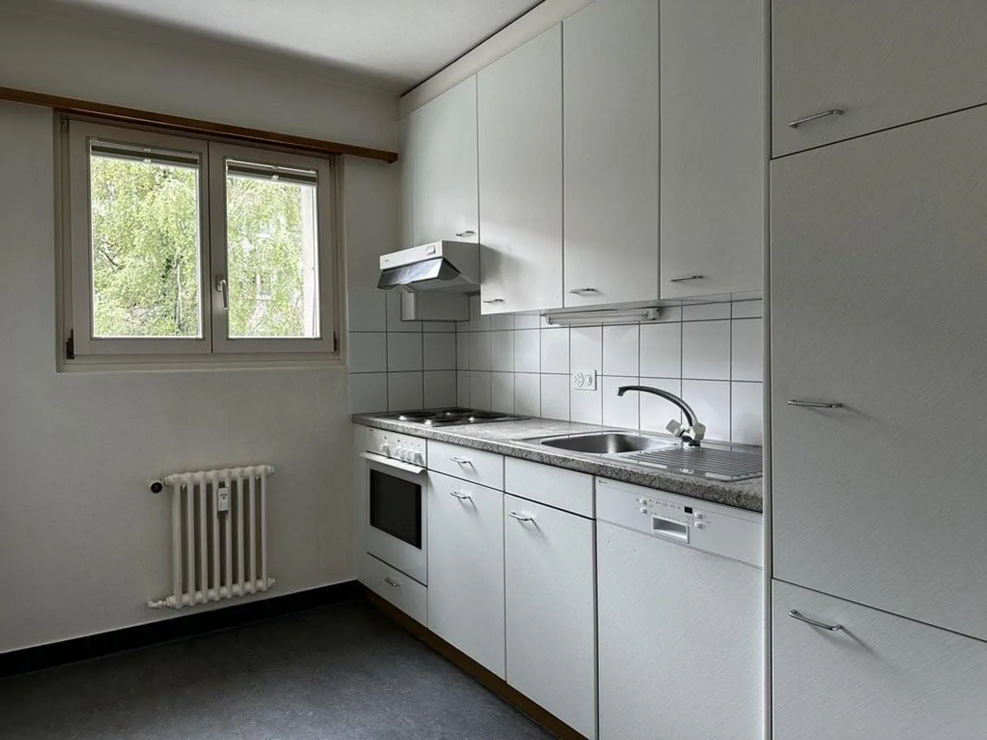 Zentrales Wohnen mit Seenähe - Foto 3 von 7