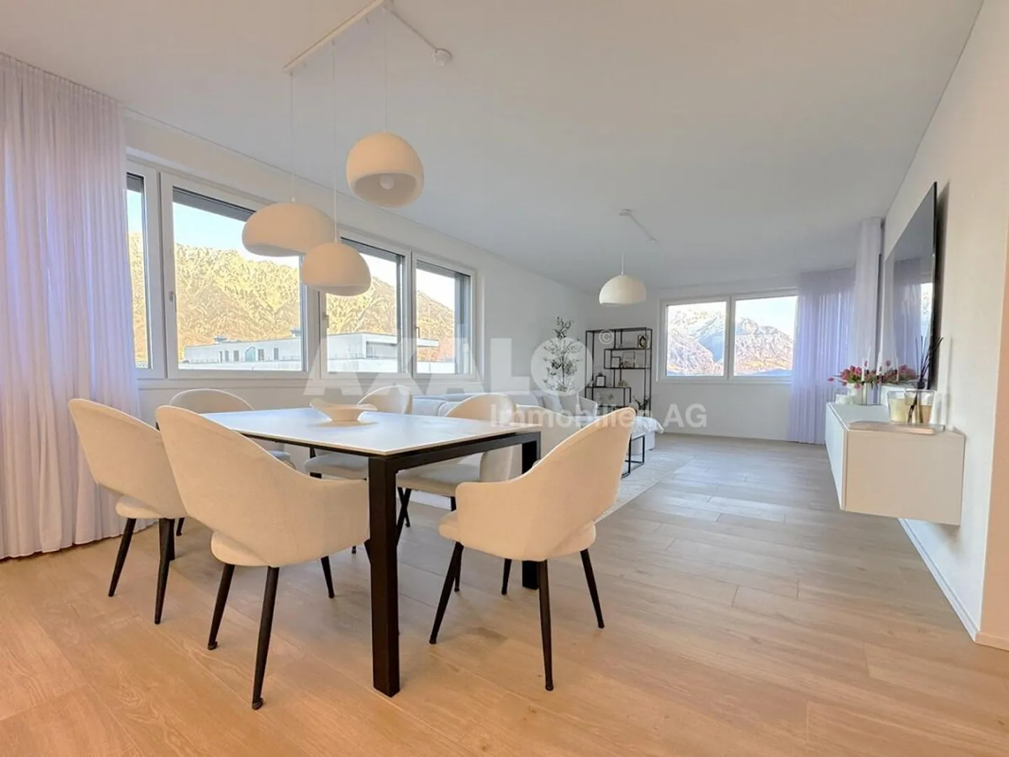 Vita urbana: nuovo appartamento di 3,5 locali al 4° piano con vista spettacolare - Foto 4 di 14