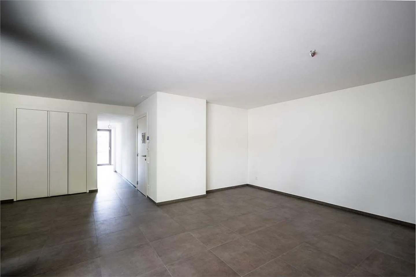 Nouvel appartement 3.5 pièces avec jardin - Photo 7 sur 11