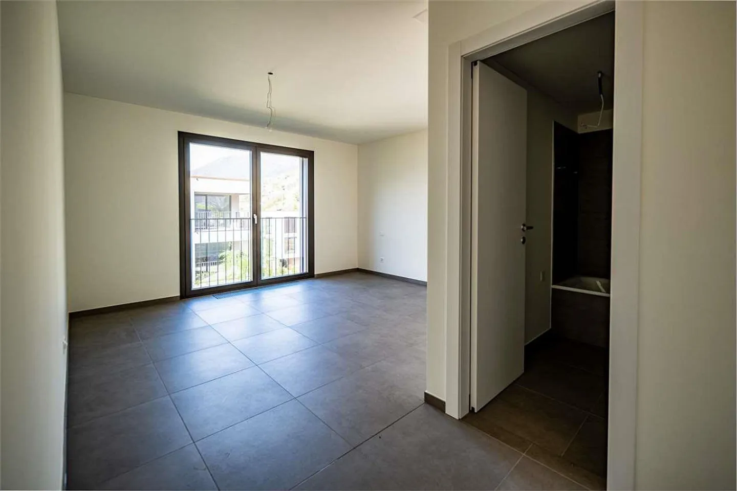 Nouvel appartement 3.5 pièces avec jardin - Photo 10 sur 11