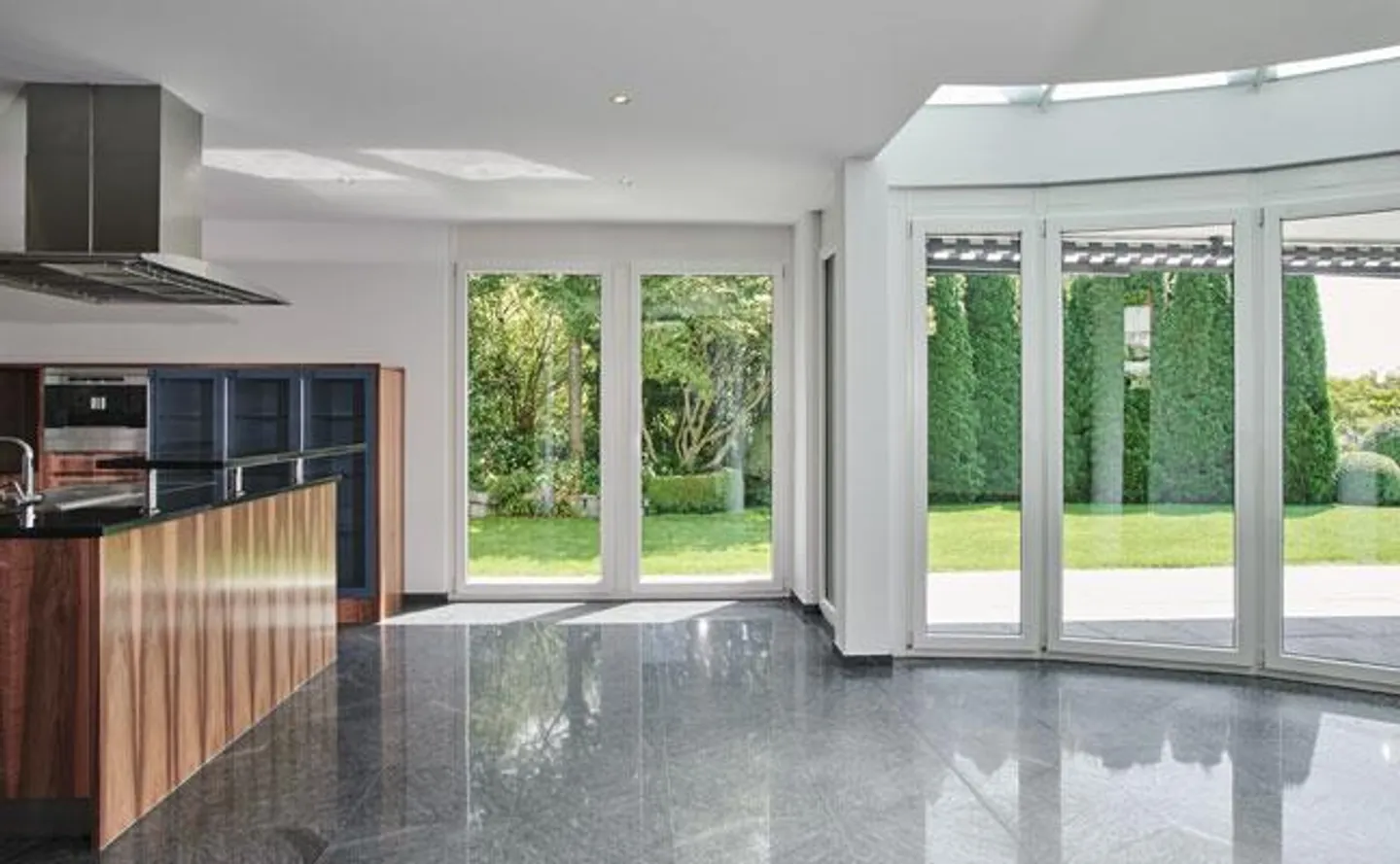 Family Dream: Private and with Lake View - Photo 3 of 8