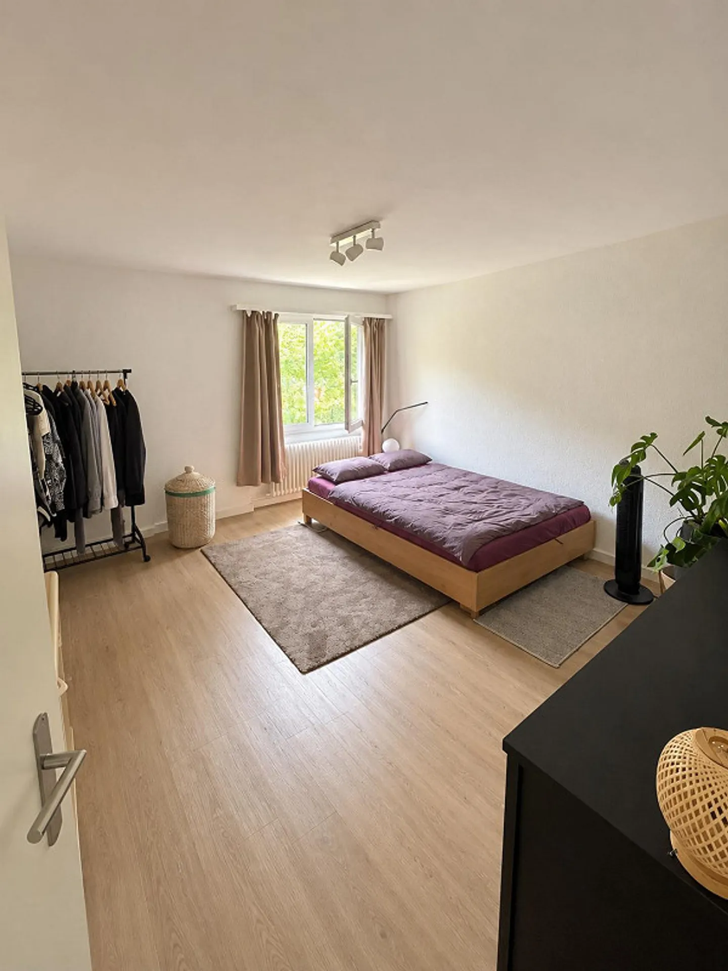 WG-geeignete 3-Zimmer-Wohnung nahe am Rhein in Schaffhausen | CHF 1400 - Foto 2 von 9