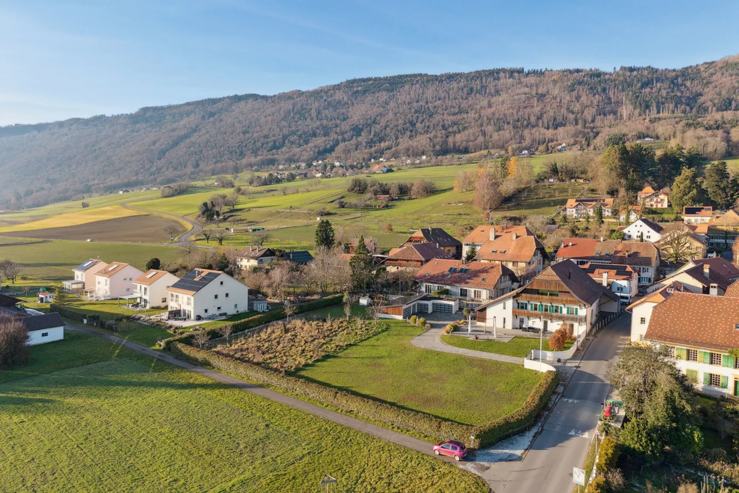 Luxe absolu et discrétion : ferme rénovée avec spa intérieur - Photo 14 sur 14