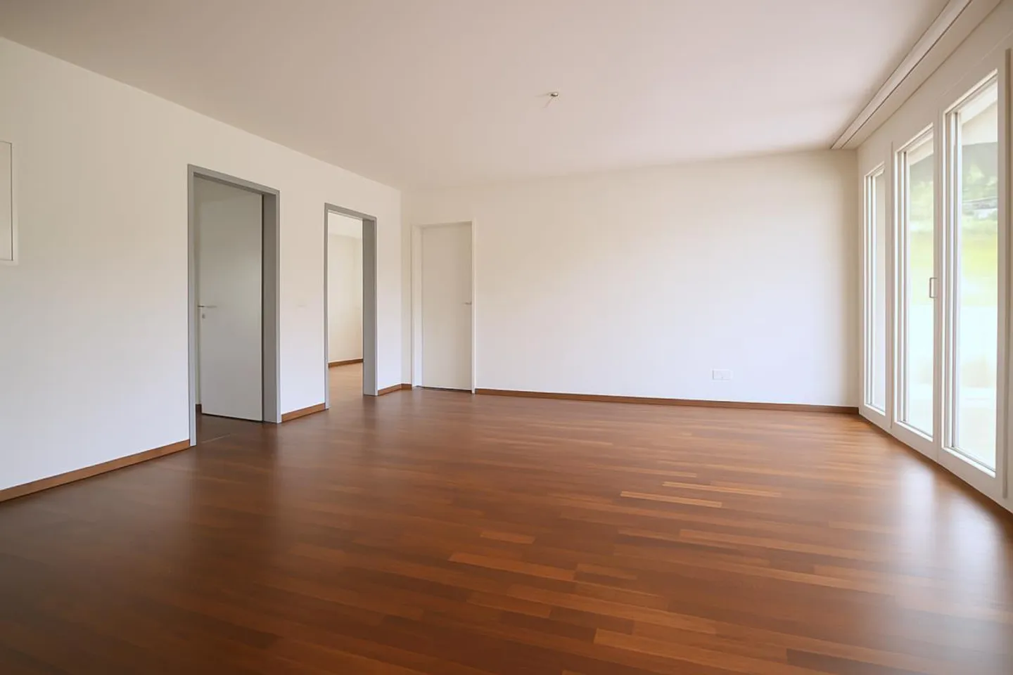 Attractive 3.5-room penthouse apartment with a view and generous... - Photo 3 of 9