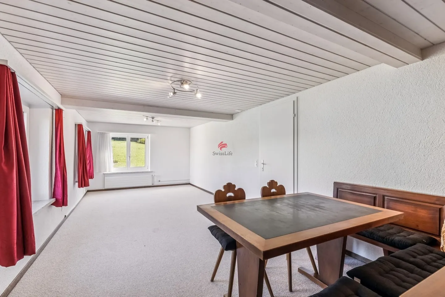 Plenty of space for realization! - Photo 3 of 12