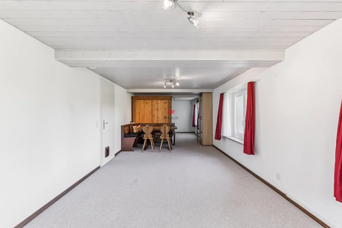 Plenty of space for realization! - Photo 9 of 12