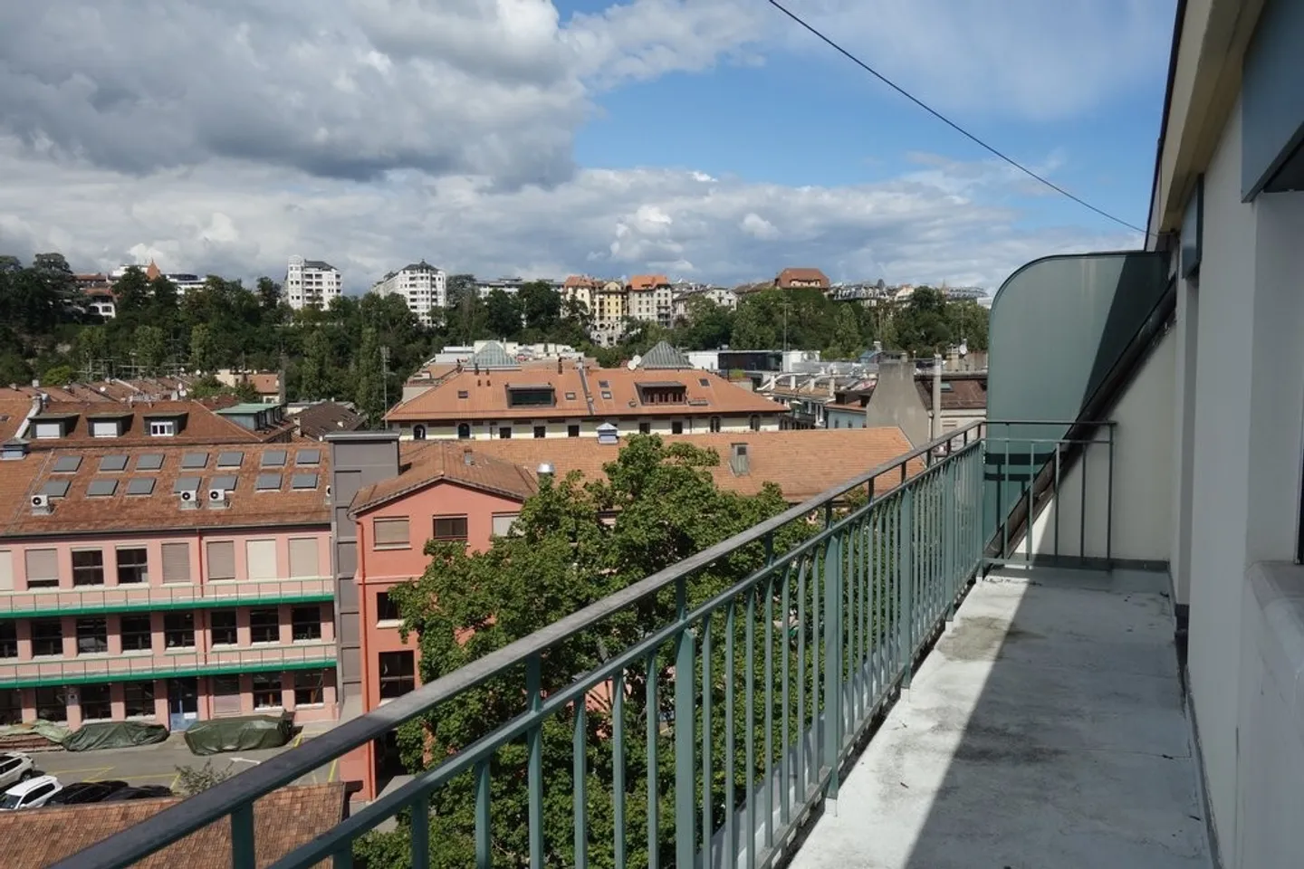 Attique moderne avec balcons - Photo 11 sur 11