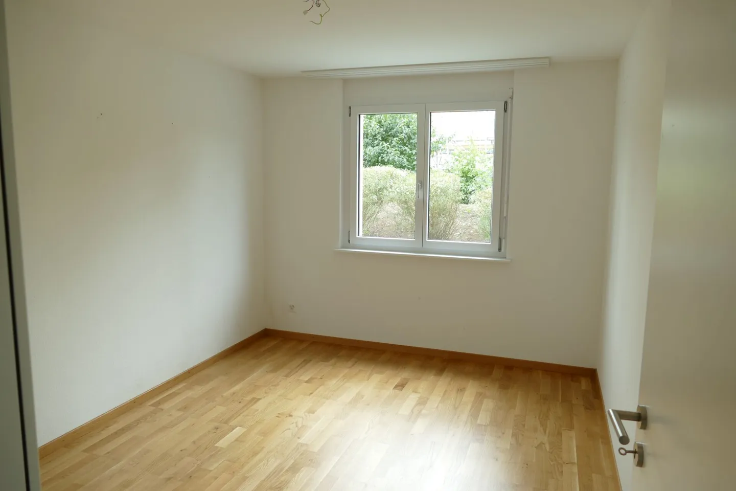 4.5-Zimmerwohnung mit Gartensitzplatz - in der Spitzi 1, Wahlen - Photo 6 of 11