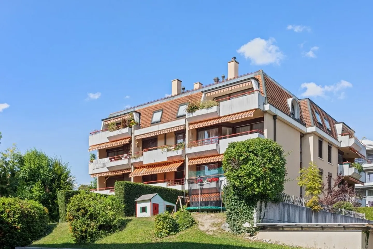 Appartamento di due e mezzo stanze - Foto 1 di 11