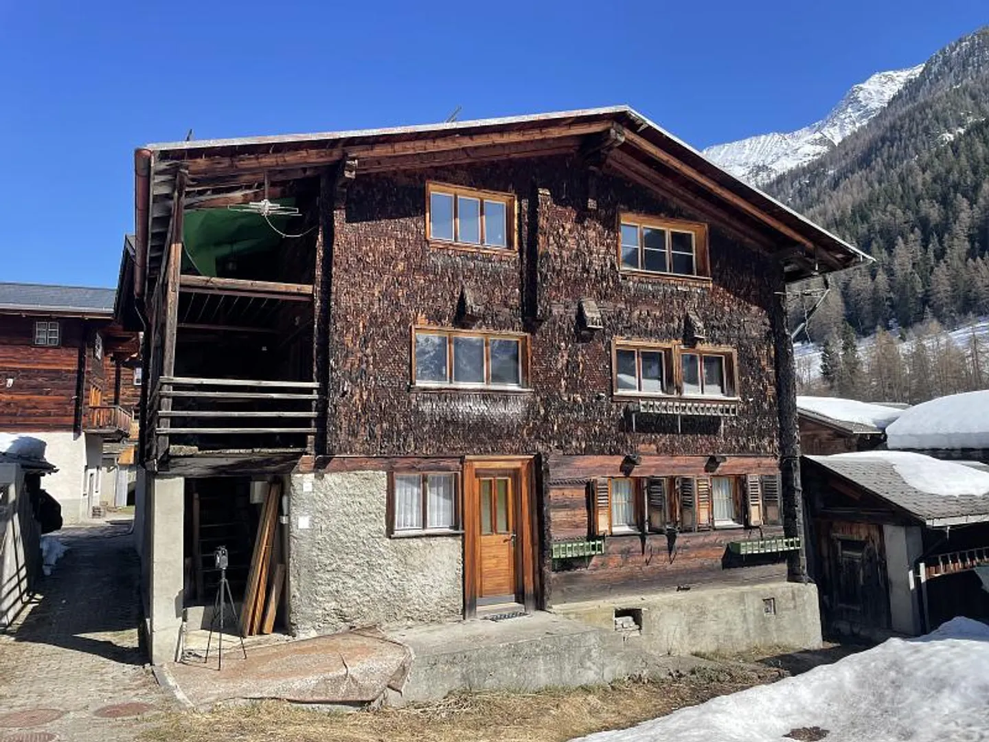 Charmantes Haus mit Gartenpotenzial - Foto 1 von 6