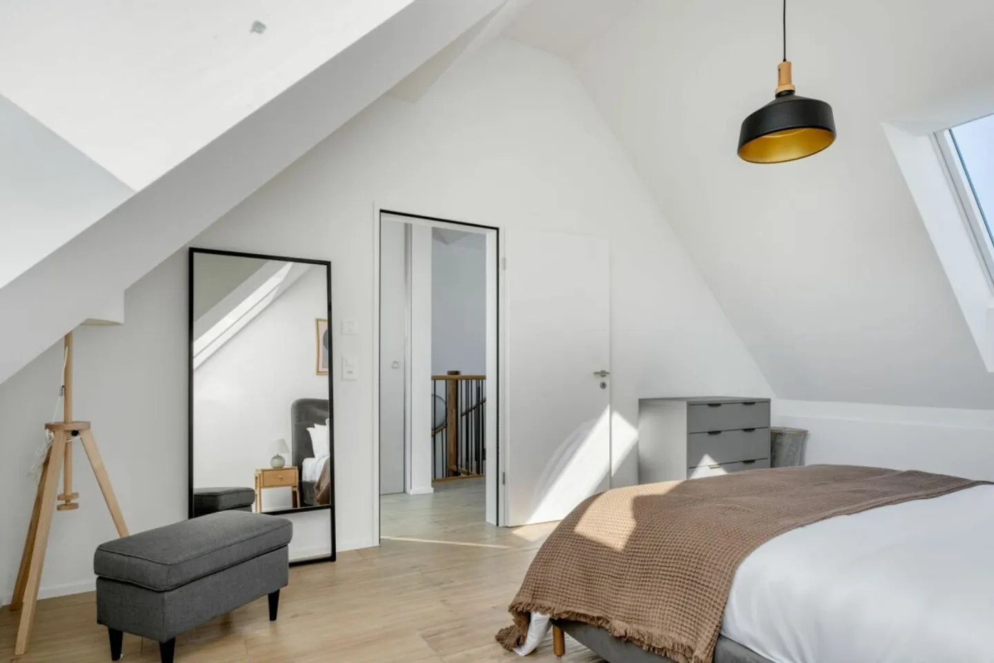 Grosszügige Maisonette-Wohnung mit mehreren Terrassen! - Foto 4 von 10