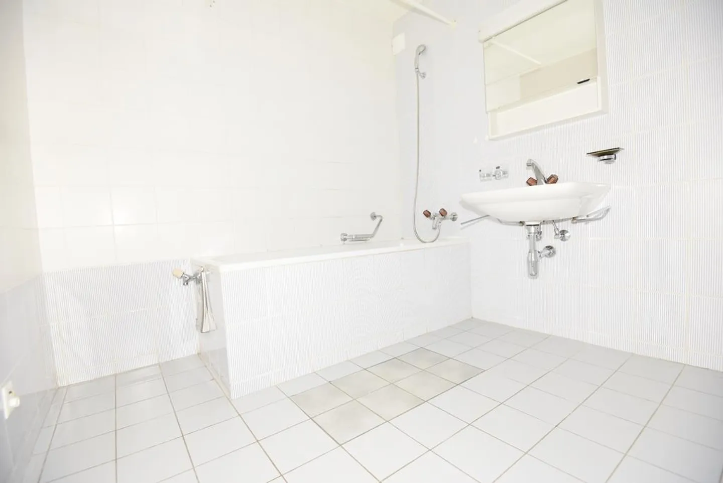 Appartamento di 4 stanze - Foto 5 di 6