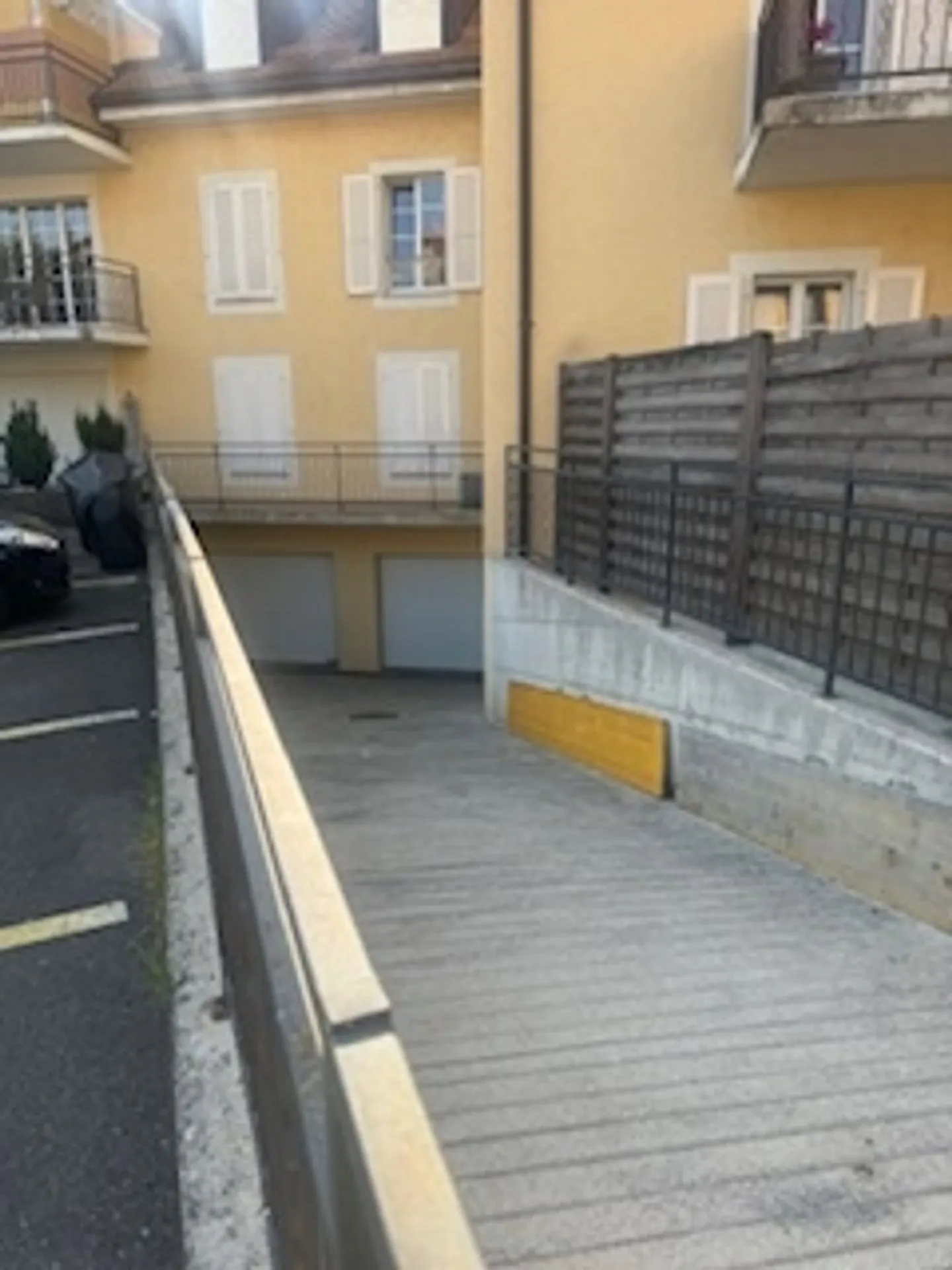 Unterirdischer Parkplatz - Foto 1 von 1