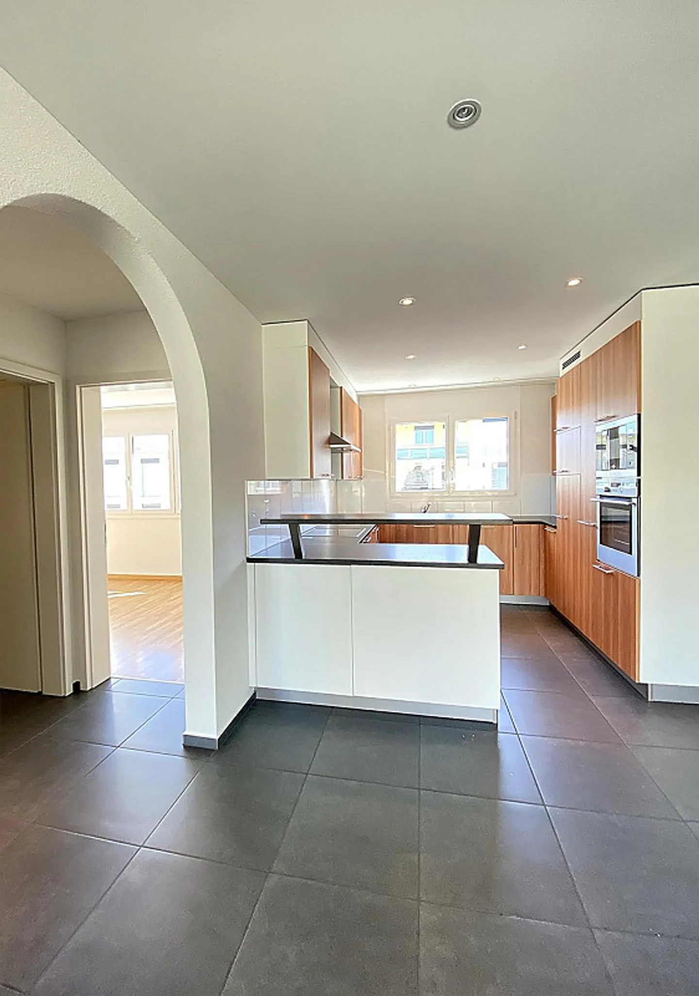 Attractive appartement en copropriété de 4,5 pièces - Photo 8 sur 12