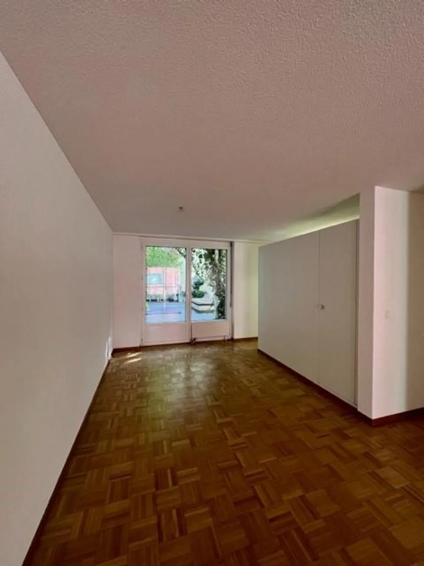 Appartement spacieux en ville dans le meilleur emplacement ! - Photo 3 sur 9