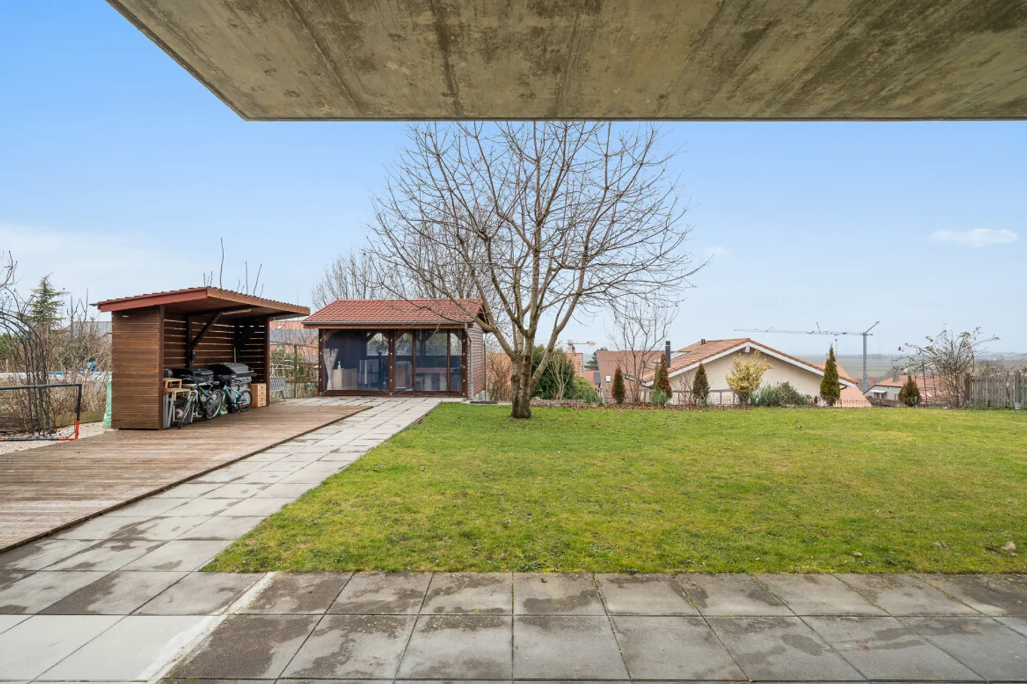 HELLER 4,5-ZIMMER-WOHNUNG MIT GARTEN IN BAVOIS - Foto 6 von 6