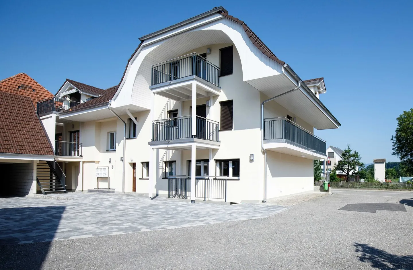 Mehrfamilienhaus als Renditeobjekt – 4.6 % Bruttorendite - Foto 1 von 11