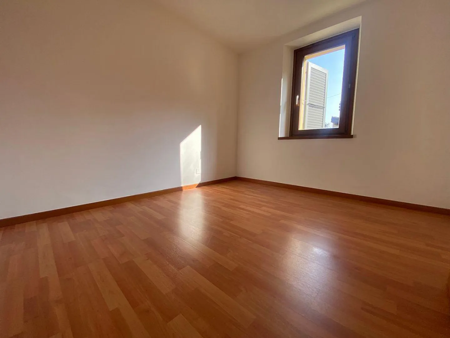 Gravesano - Cozy Single-Family House with Garden and Fireplace - Photo 6 of 10