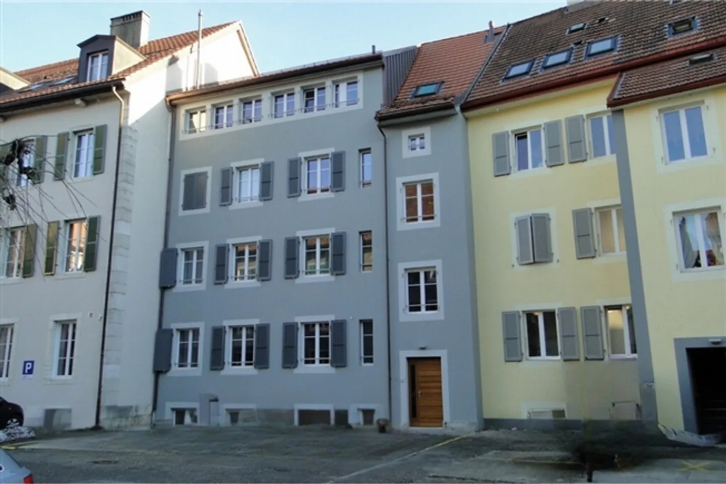 2.5 room apartment - Photo 1 of 8