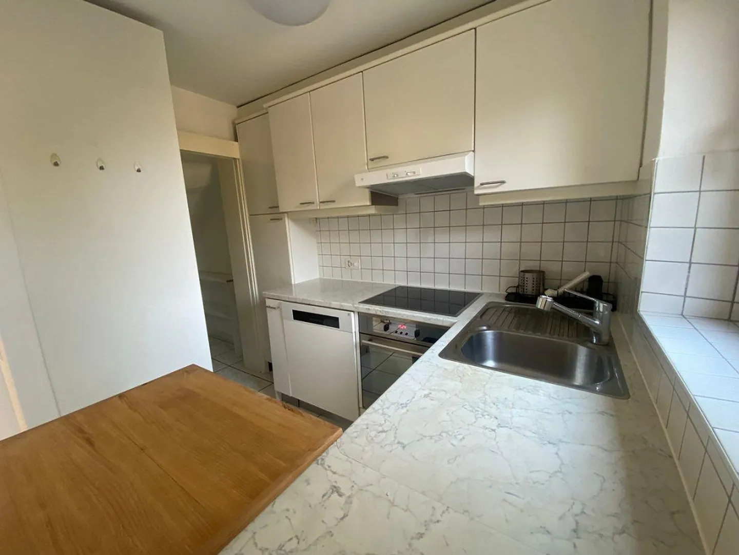 Gravesano - Cozy Single-Family House with Garden and Fireplace - Photo 3 of 10