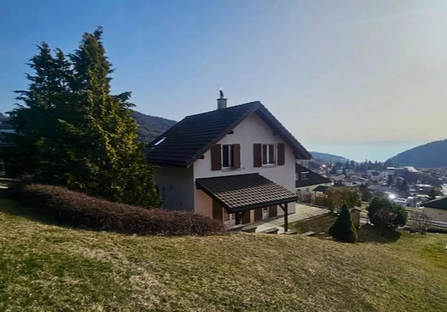 4,5-Zimmer-Haus - Foto 2 von 13