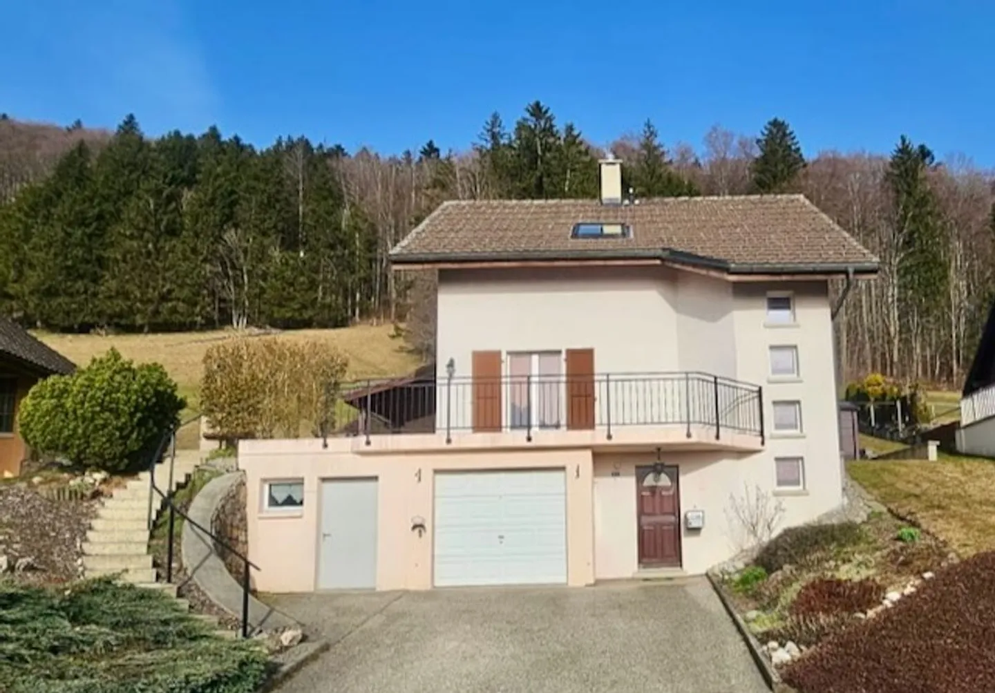 4,5-Zimmer-Haus - Foto 1 von 13