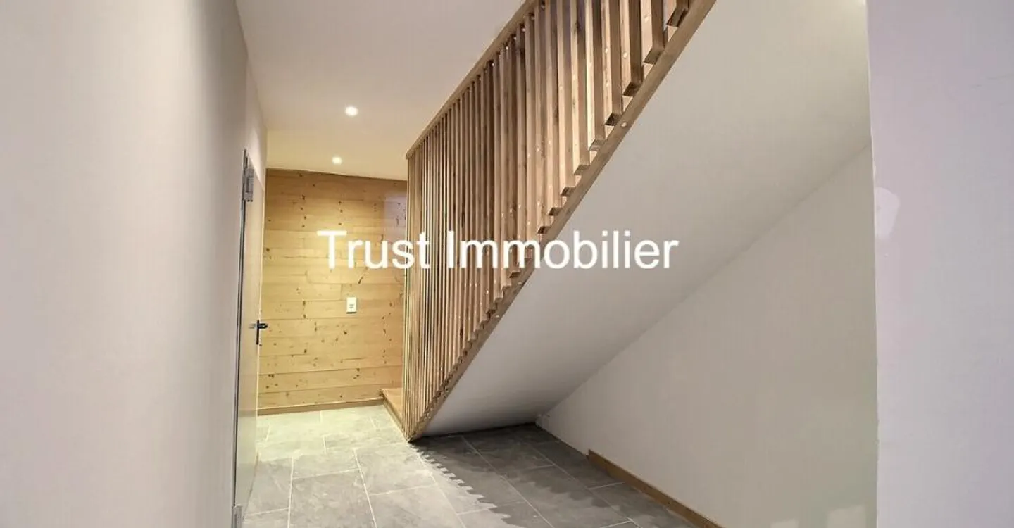 6002-MV-Gryon-Renovated 5.5 Room Chalet - Photo 8 of 12