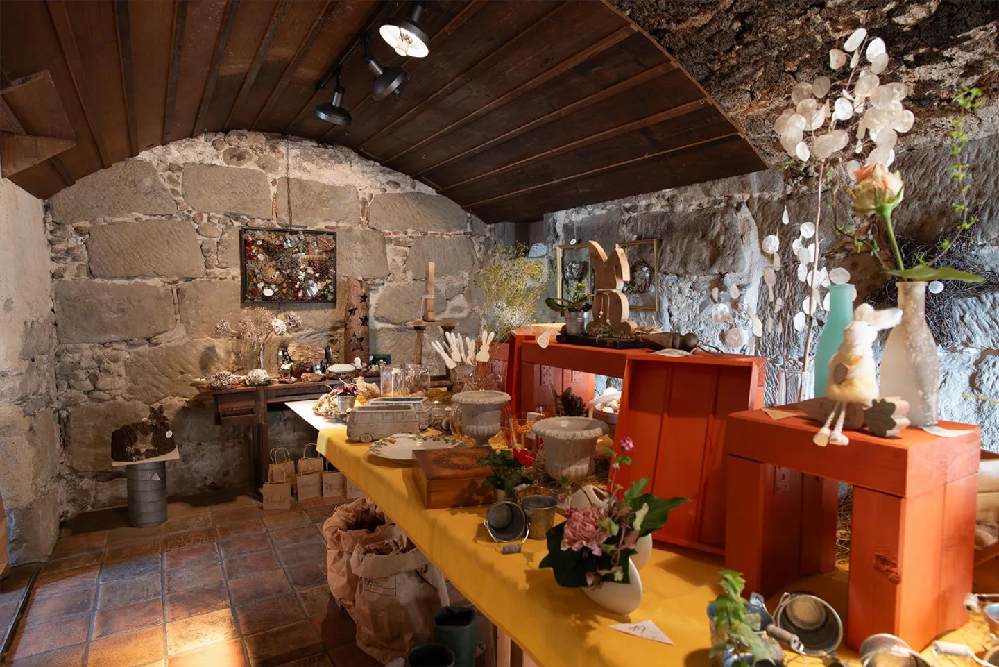 Living, Working, Building - Residential Building with Single-Family Home or Building Land - Photo 4 of 10