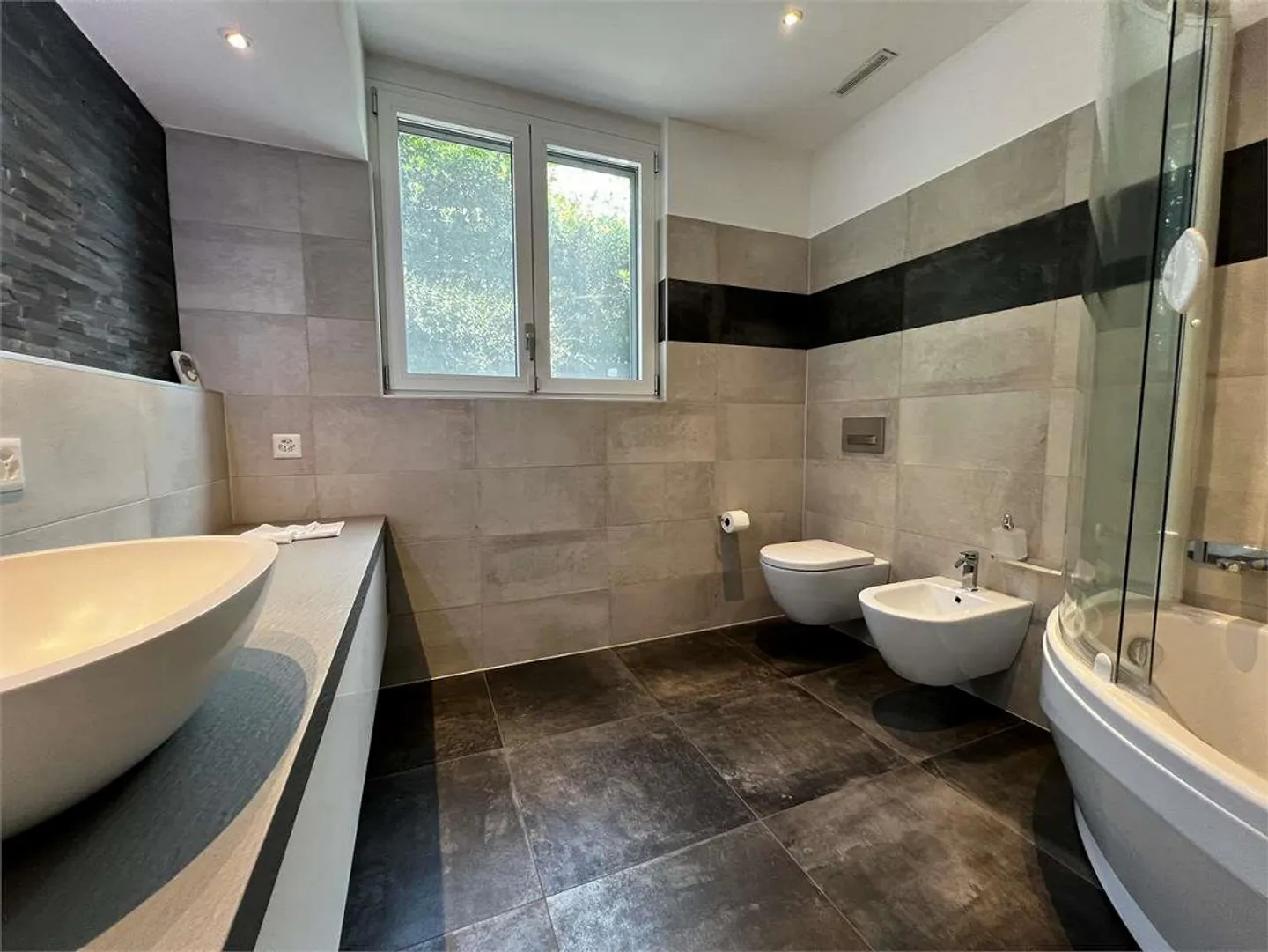 Ref. 2687 Lugano spacious 5.5-room apartment with terraces and lake view - Photo 9 of 13