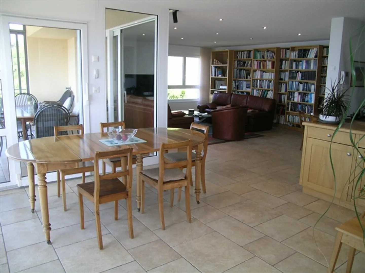 Apartment for sale, Corseaux, in Corseaux, Switzerland - Photo 9 of 14