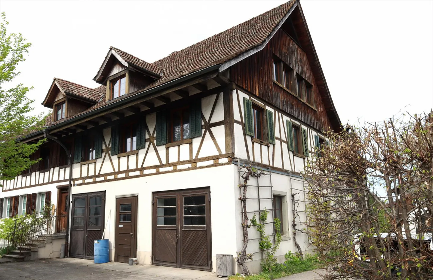 Charmantes Mehrfamilienhaus - Foto 4 von 5