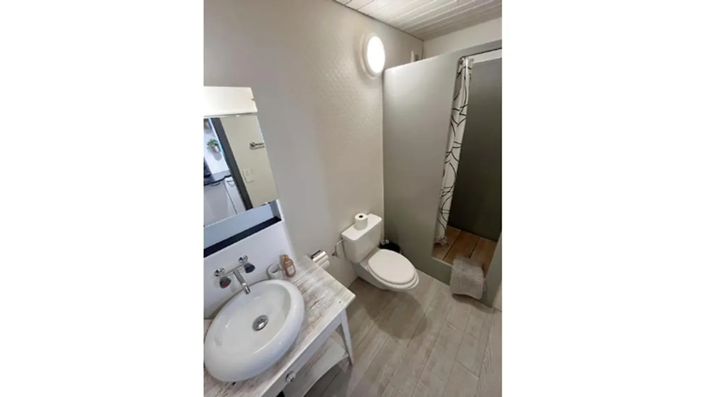 2 BR APARTMENT IN STECKBORN (TG), FURNISHED - Photo 8 of 10
