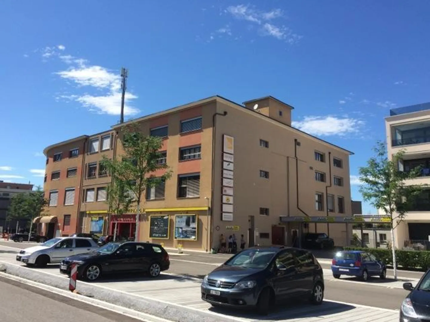 Propriété commerciale à Lachen - Photo 1 sur 4