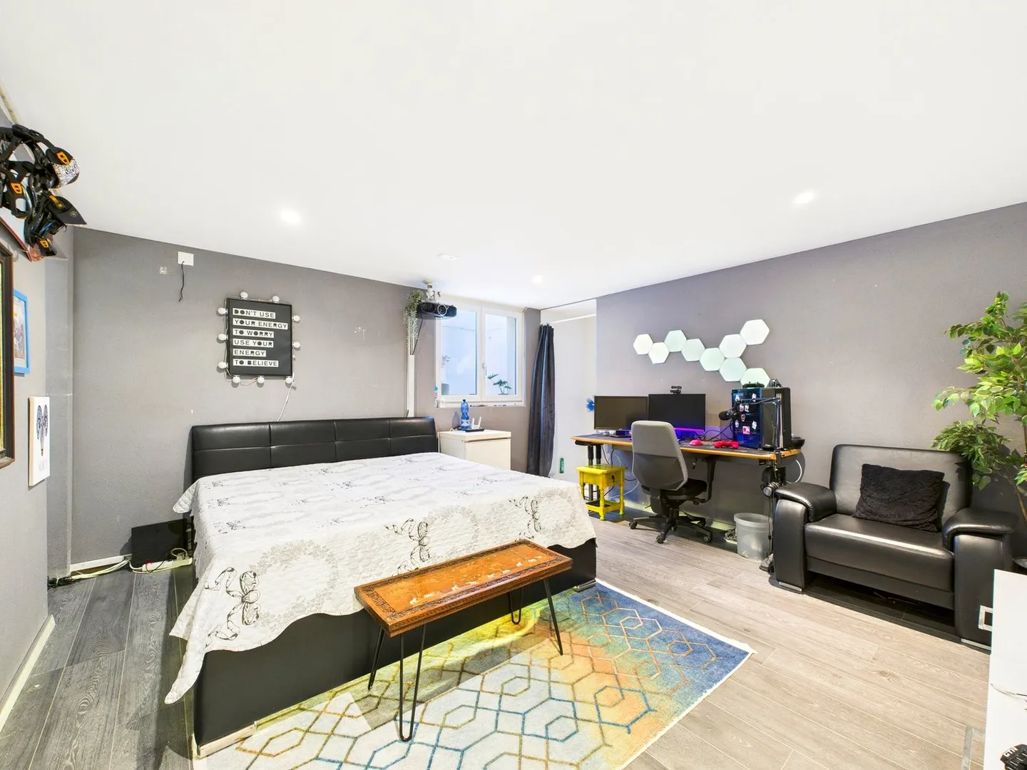 Casa unifamiliare moderna in una posizione tranquilla e soleggiata con giardino paradisiaco - Foto 17 di 20