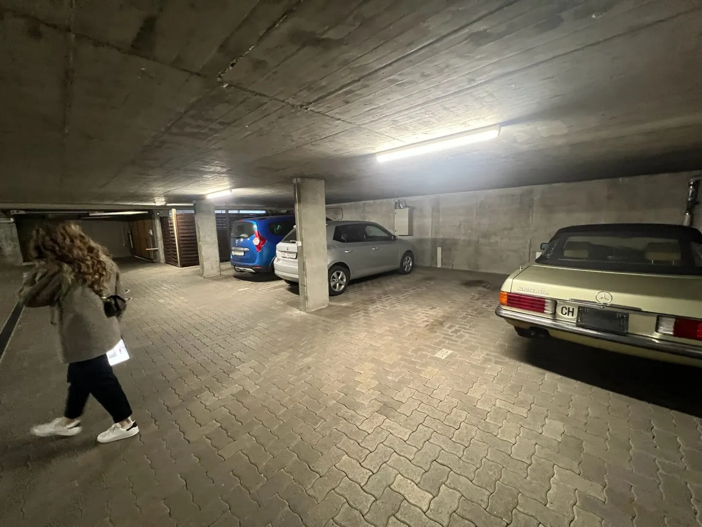 Posti auto e parcheggio esterno - Foto 5 di 11