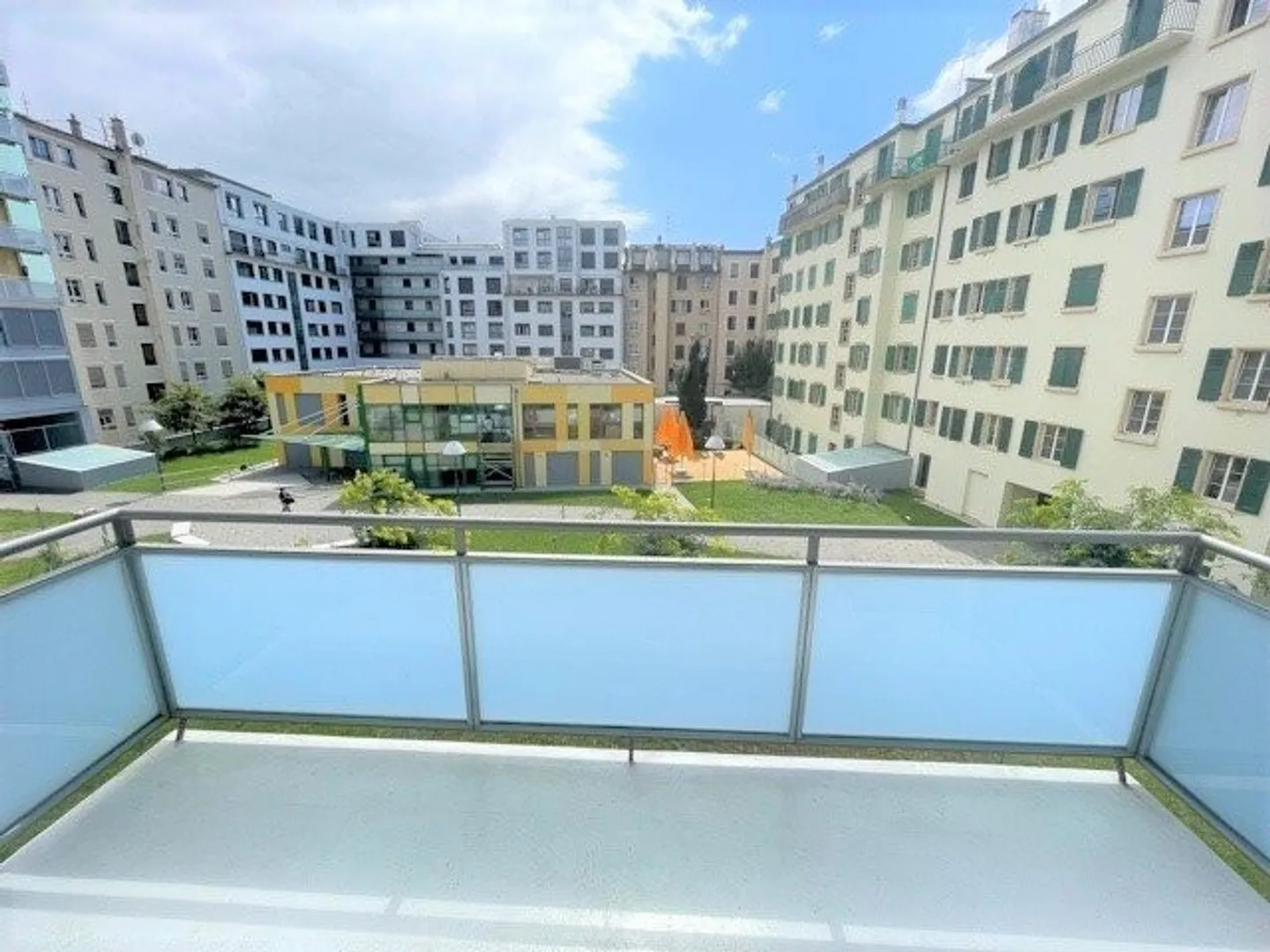 Appartamento con due stanze nel quartiere di Plainpalais - Foto 1 di 5
