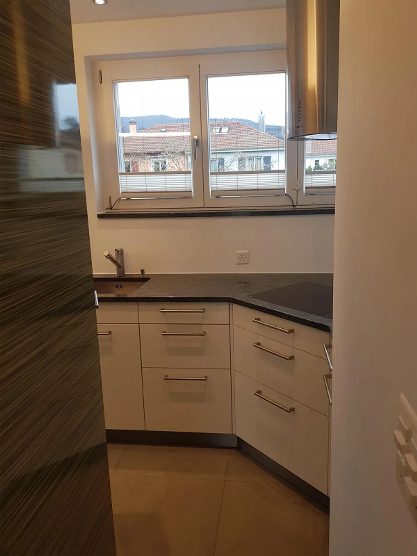 Spacious 2.5-room apartment with balcony in the popular Linden district - Photo 9 of 13