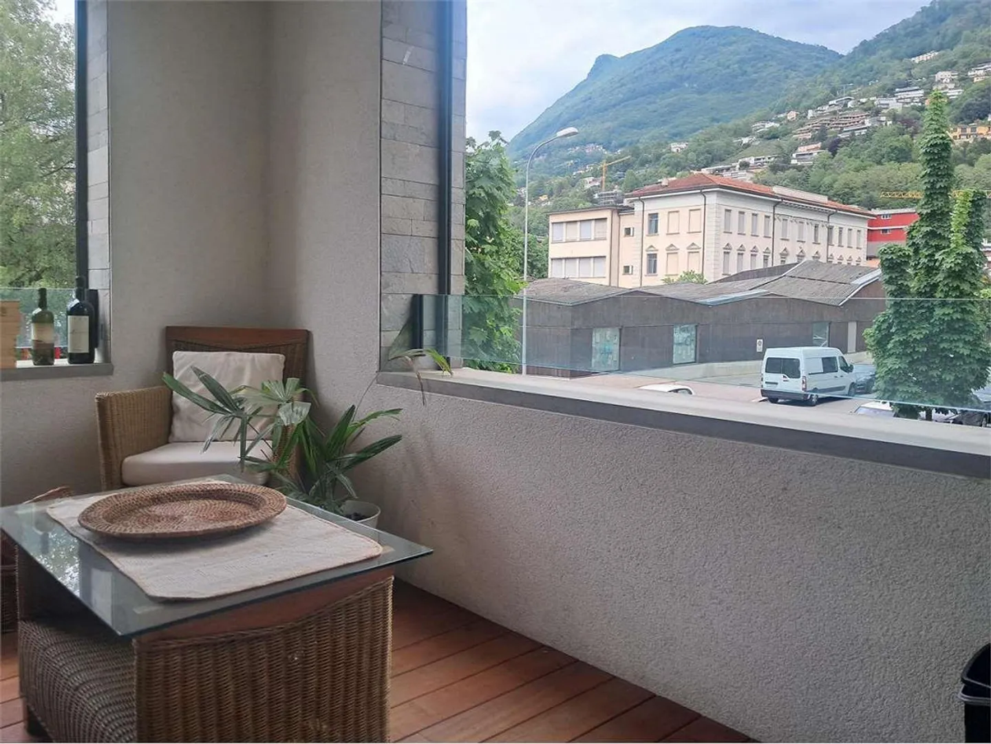 Modernes Apartment in Lugano - Foto 1 von 9
