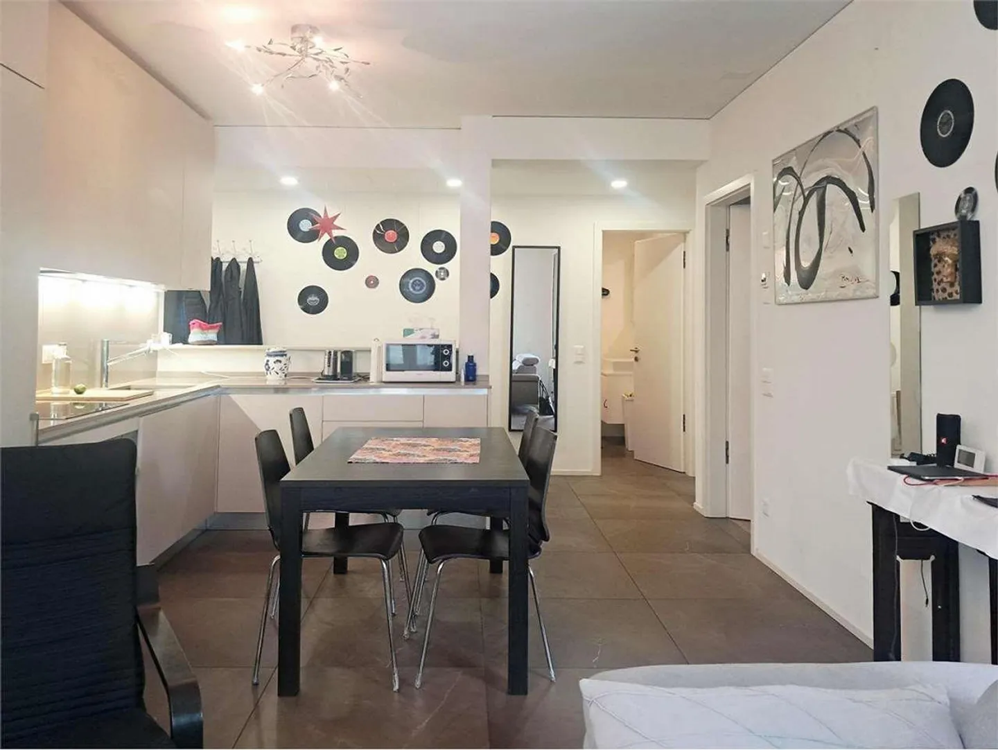 Modernes Apartment in Lugano - Foto 2 von 9