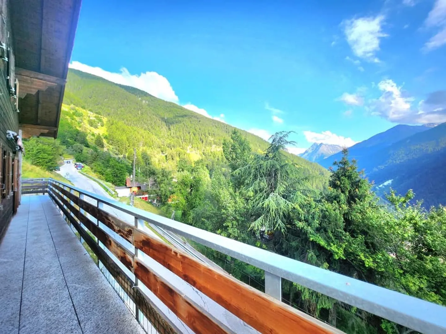 House with great renovation potential and panoramic view in Trogne (St-Martin) - Photo 11 of 13